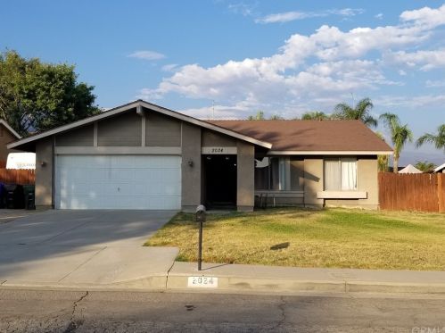 2024 Universal Ave, San Bernardino, CA 92407-4693