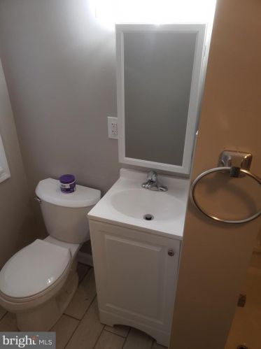 326 Broadway, Gloucester NJ  08030-1001 exterior