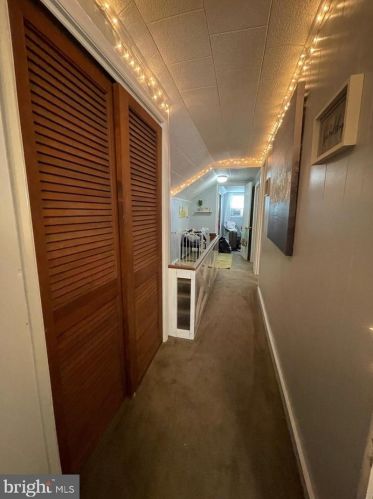 142 Market St, Mount Joy PA  17552-1306 exterior
