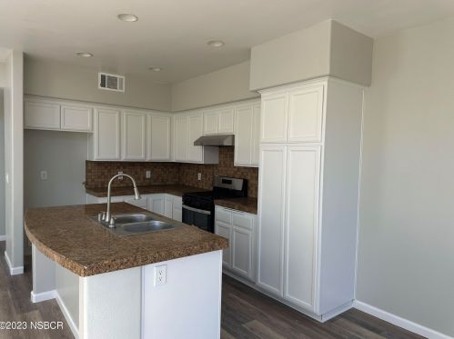 1410 Mesa View Ln, Santa Maria CA  93454-2573 exterior