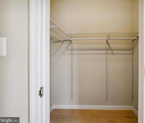 1610 Eastern Ave, Washington DC  20019-2708 exterior