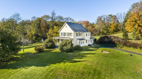 637 Route 308, Rhinebeck NY  12572-3410 exterior