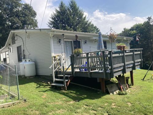 11 Hummingbird Way, Staatsburg, NY 12580-6230