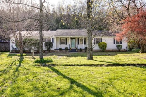 1611 Lewisburg Pike, Franklin, TN 37064-1111