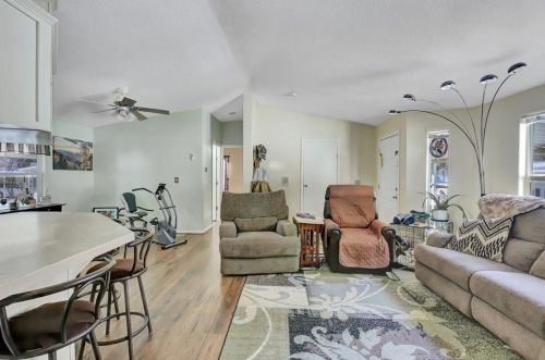 10 Wendy Cir, Grass Valley CA  95945-7037 exterior