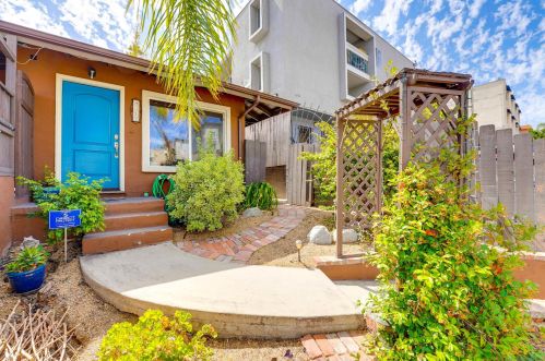 4312 52nd St, San Diego, CA 92115-5201