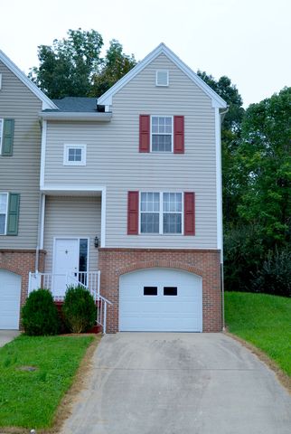 60 Westfield Pl, Shade, OH 45701-3856