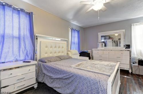 1 Wolf Pl, Irvington NJ  07111-2849 exterior