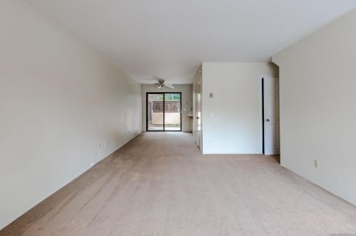 10273 Black Mountain Rd, San Diego, CA 92126-3871