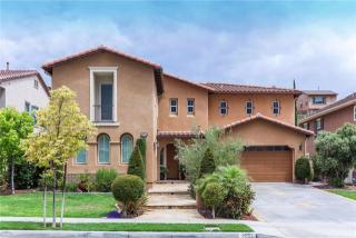 2691 Stearns St, Brea, CA 92821-4757