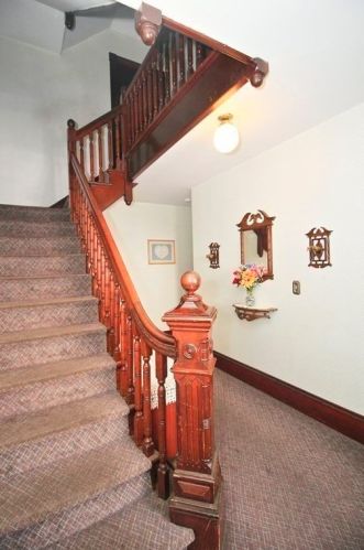 195 Millbury St, Worcester MA 01610-2801 exterior