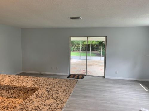 505 Shore Dr, Oldsmar FL  34677-4301 exterior