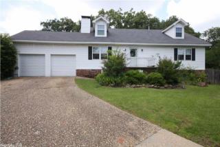 7 Idlewood Pl, North Little Rock, AR 72113-6204