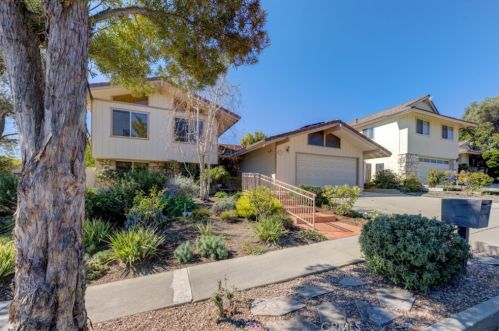 29421 Quailwood Dr, Palos Verdes Estates, CA 90275-4928