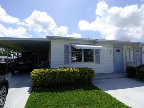 8 Meadow Rue Ct, Lehigh Acres, FL 33936-7303