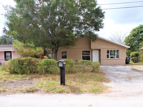 3003 Dunbar St, Fort Pierce, FL 34947-2655