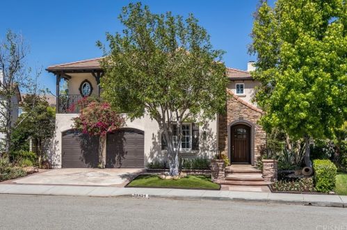 25521 Durant Pl, Santa Clarita, CA 91381-1450