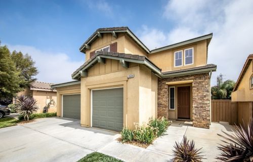 1648 Midnight Sun Dr, Beaumont, CA 92223-8443