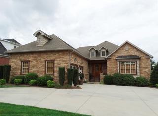 3748 Rock Bridge Dr, Conover, NC 28613-9401