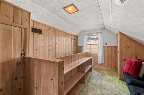 54 Greenfield Rd, Milford CT  06460-6331 exterior