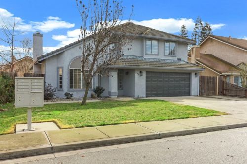 293 Crane Rd, Valley Home CA  95361-8106 exterior