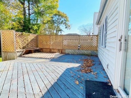 134 Windhorst Ave, Bethpage, NY 11714-4920