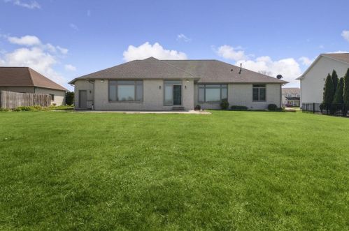 2981 Durham Rd, Green Bay, WI 54311-7296