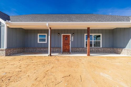 988 Alamo Rd, Montague, TX 76251-1124