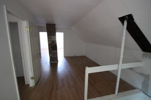 22 Columbia St, Ansonia CT  06401-2403 exterior