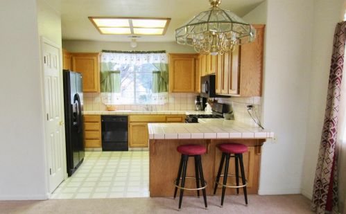 766 Amelia Ct, Los Banos CA 93635-2623 exterior