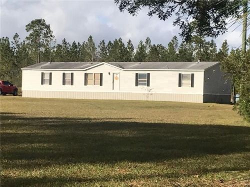 26256 Rowe Rd, Hilliard, FL 32046-8462