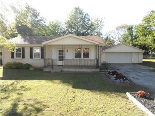 1504 Falcon Dr, Clarksville, TN 37042-3832