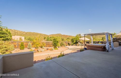 300 Michaels Ranch Dr, Sedona AZ 86336-9526 exterior