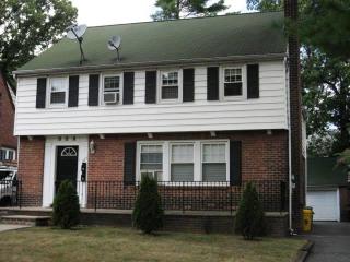 257 Winthrop Rd, Teaneck NJ  07666-3044 exterior