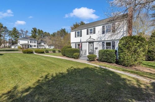 682 Mountain Rd, Hartford, CT 06111-1347