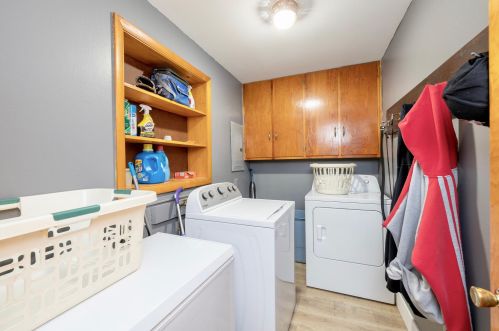 436 Ontario Ave, Bellefontaine OH  43311-2523 exterior