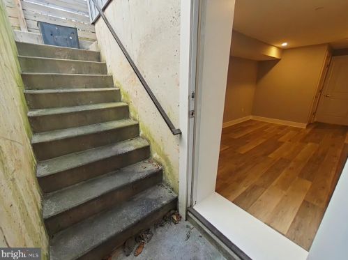 1316 18th St, Philadelphia PA  19146-4601 exterior