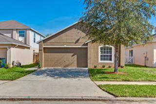 6553 Gentle Oaks Dr, Jacksonville, FL 32244-3665