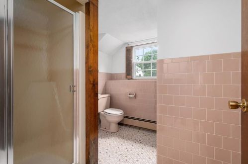 3546 Mendon Rd, Cumberland RI  02864-2136 exterior