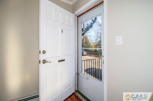 400 Cranbury Rd, East Brunswick, NJ 08816-3661