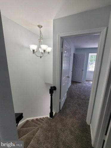 3718 Tavern Way, Triangle VA  22172-1035 exterior