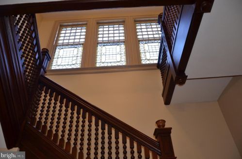 205 Lippincott Ave, Riverton NJ  08077-1309 exterior