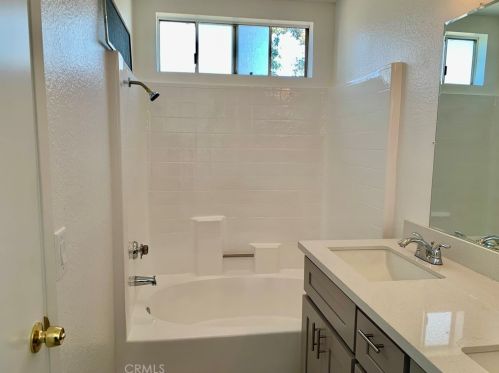 1518 Jackson St, Rialto CA  92376-3870 exterior