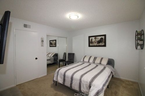 2241 Ravenna St, Simi Valley CA  93065-2737 exterior