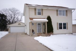 1472 Paul Ln, Waukesha, WI 53186-3949