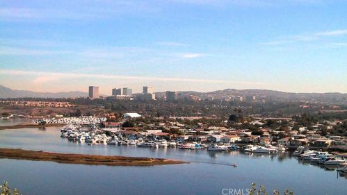 56 Saratoga, Newport Beach CA  92660-6148 exterior