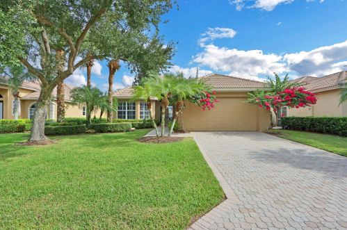 8816 First Tee Rd, Fort Pierce, FL 34986-3063
