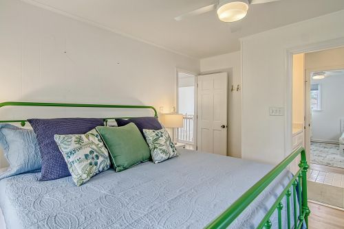 6 44th Ave, Isle Of Palms SC  29451-2605 exterior