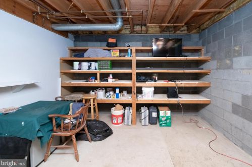 6 Pendleton Dr, Berlin Boro NJ  08009-9672 exterior