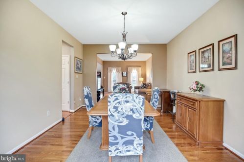 26 Kristen Ln, West Deptford NJ  08051-1672 exterior